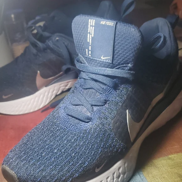 Nike Navy Blue Running Shoes - Picture 1 of 5